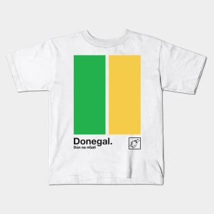 County Donegal / Original Retro Style Minimalist Poster Design Kids T-Shirt